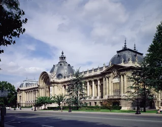 Vue de la façade du Petit-Palais, construit en 1900